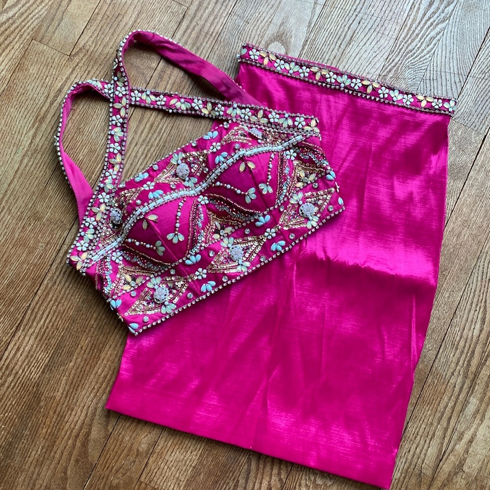 2 Piece Mac Duggal Pink embellished skirt set Festive / event / pageant / Barbie